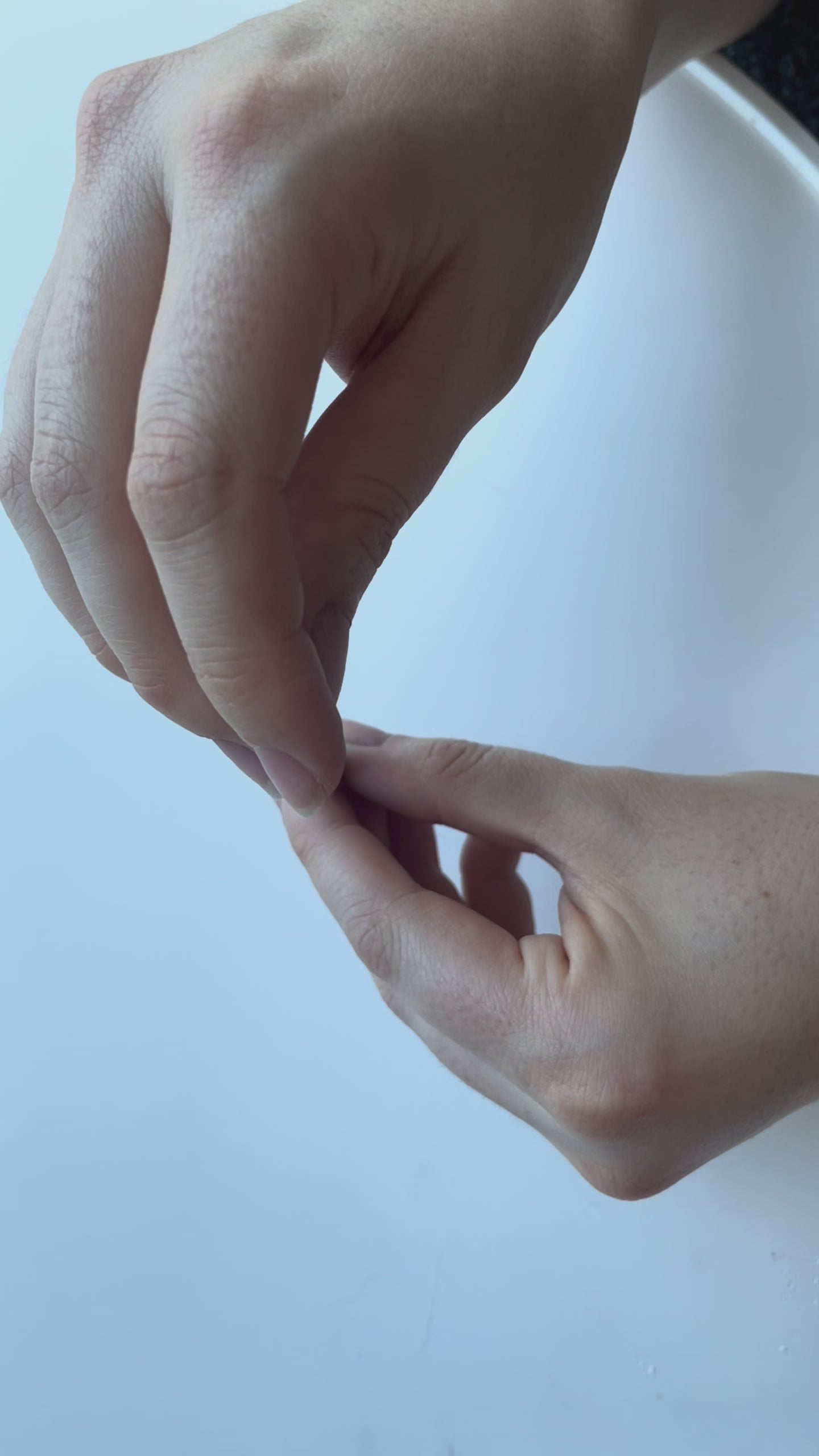 Load video: The process of filling a woven ash memorial pendant